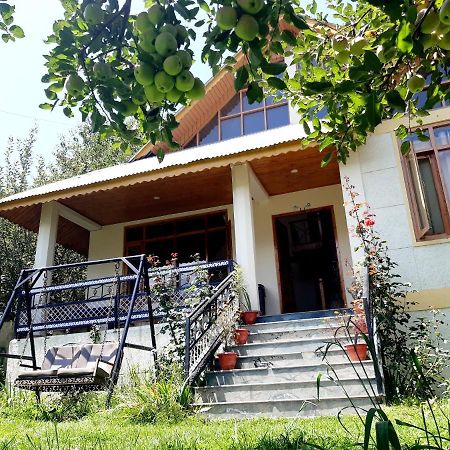 Heavenly Daze Cottage Manāli Eksteriør bilde