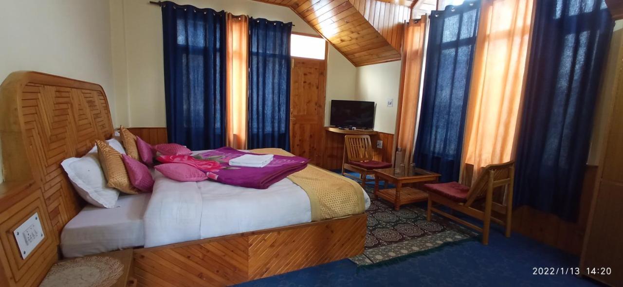 Heavenly Daze Cottage Manāli Eksteriør bilde